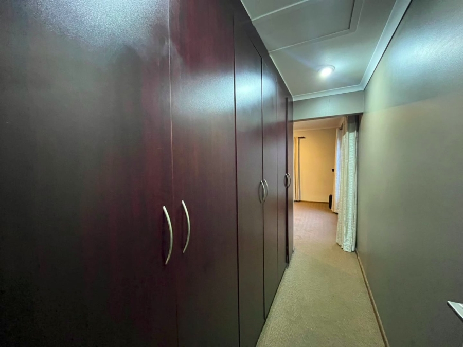  Bedroom Property for Sale in North Riding Gauteng