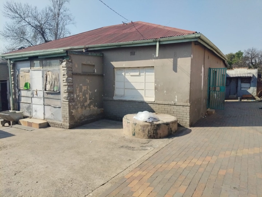 9 Bedroom Property for Sale in Delville Gauteng