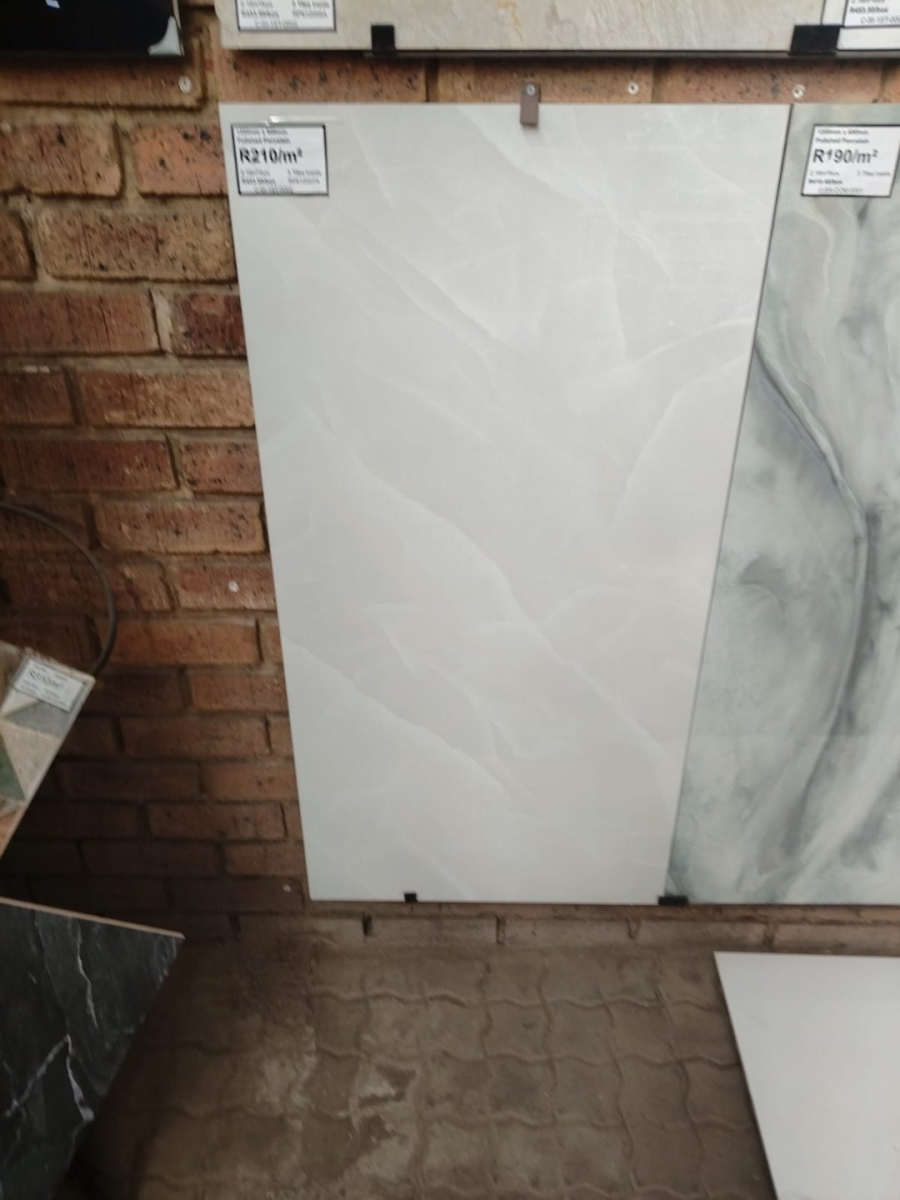 9 Bedroom Property for Sale in Delville Gauteng