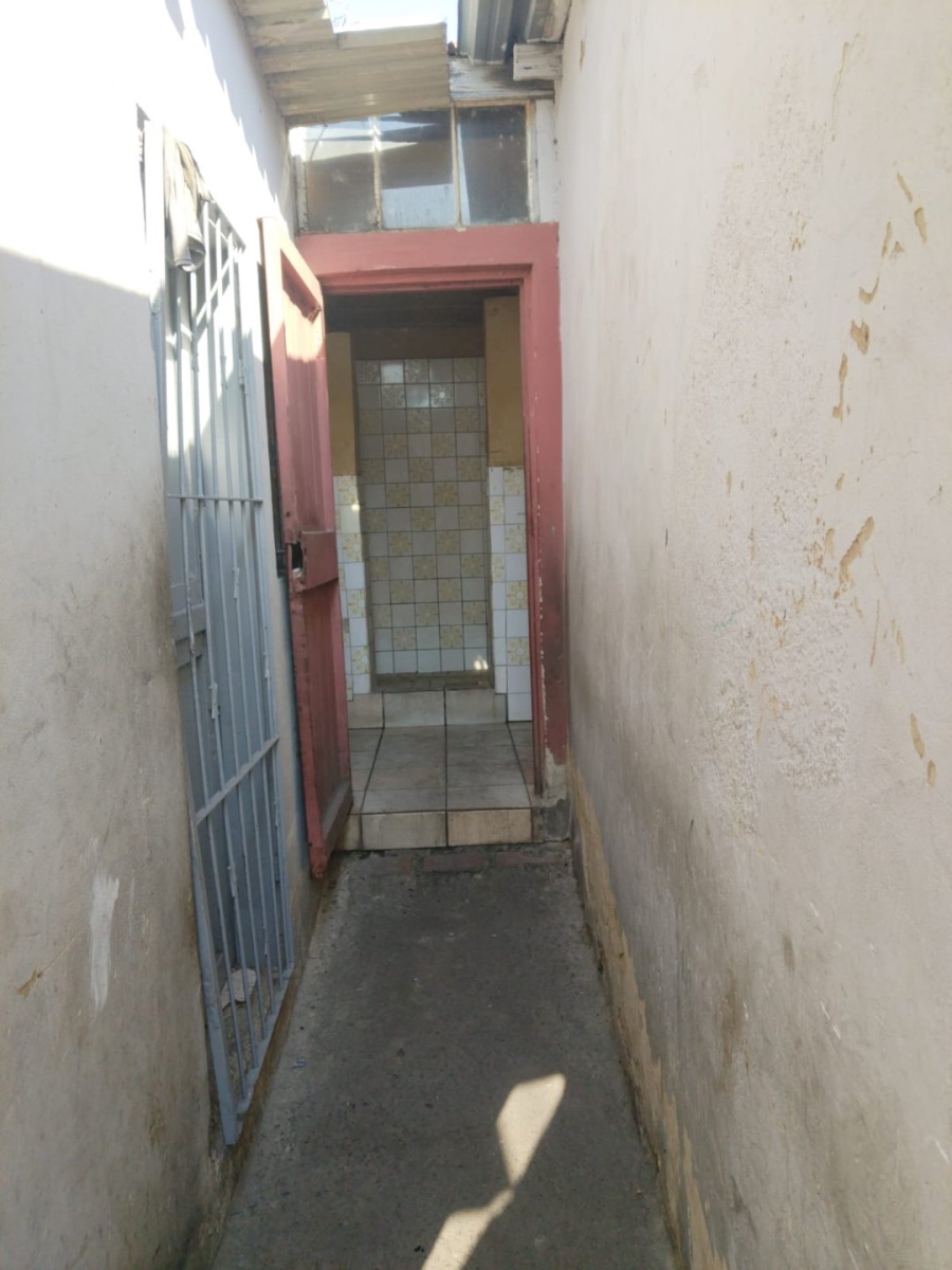 9 Bedroom Property for Sale in Delville Gauteng