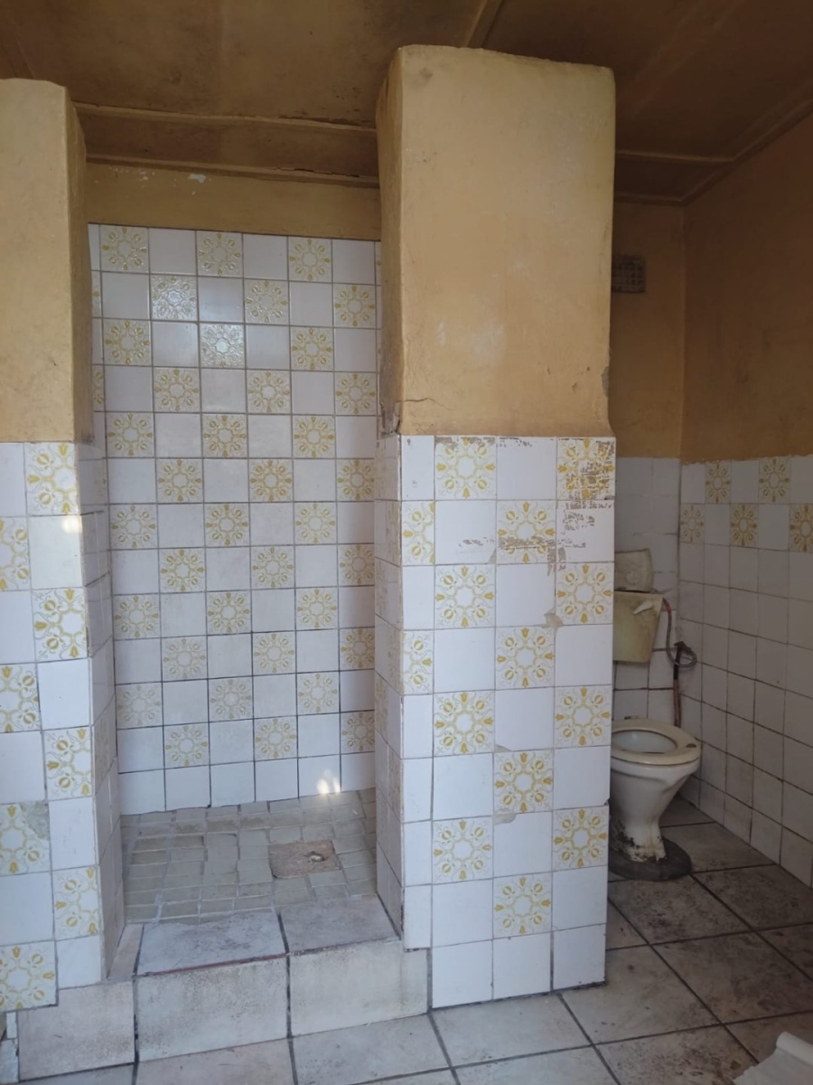 9 Bedroom Property for Sale in Delville Gauteng