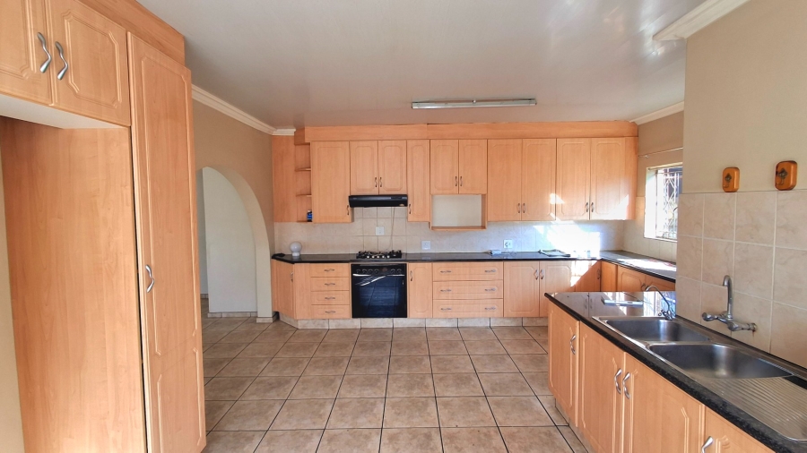 3 Bedroom Property for Sale in Vanderbijlpark SE 6 Gauteng