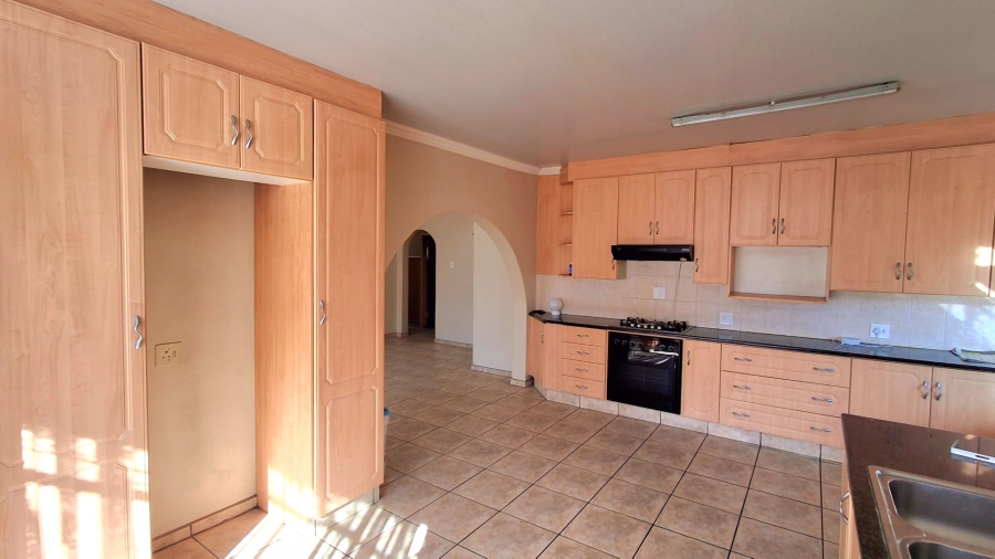 3 Bedroom Property for Sale in Vanderbijlpark SE 6 Gauteng