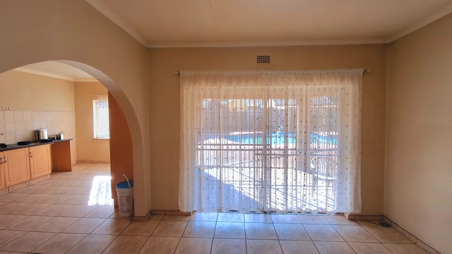 3 Bedroom Property for Sale in Vanderbijlpark SE 6 Gauteng