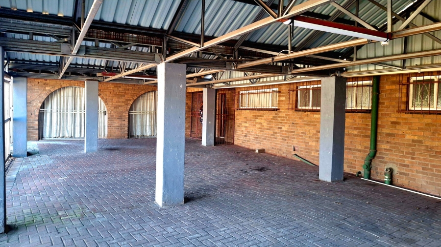3 Bedroom Property for Sale in Vanderbijlpark SE 6 Gauteng