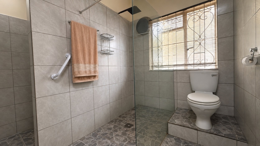 3 Bedroom Property for Sale in Three Rivers Gauteng