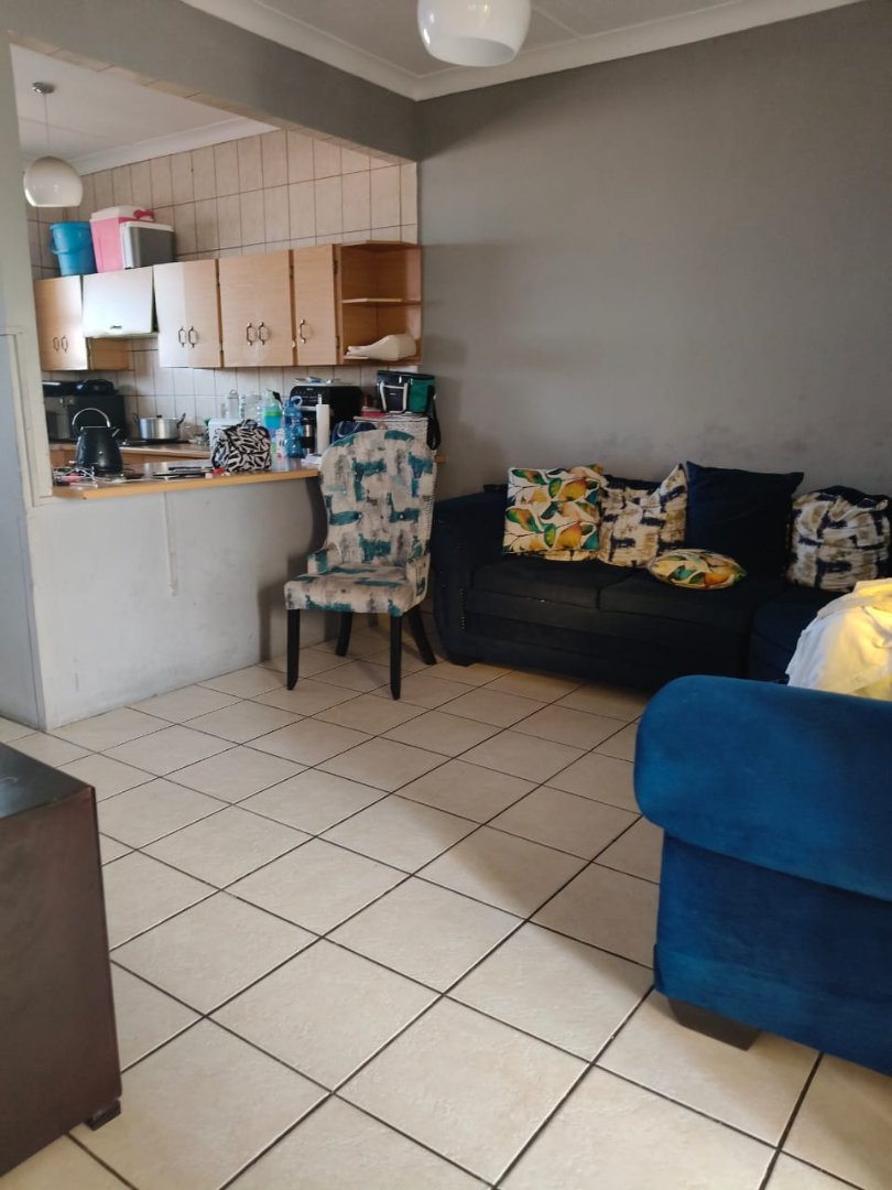 To Let 2 Bedroom Property for Rent in Gezina Gauteng