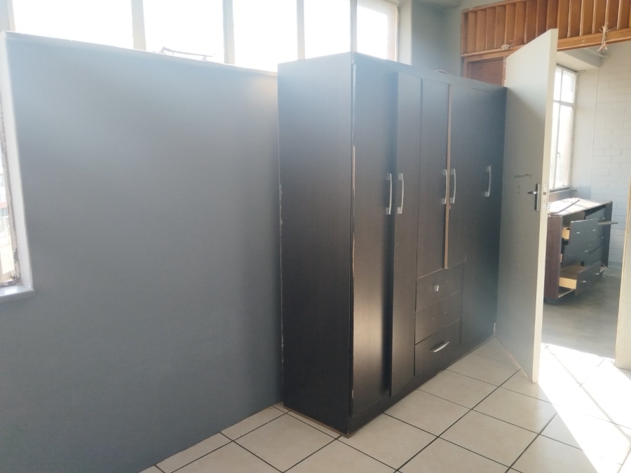 To Let 2 Bedroom Property for Rent in Gezina Gauteng