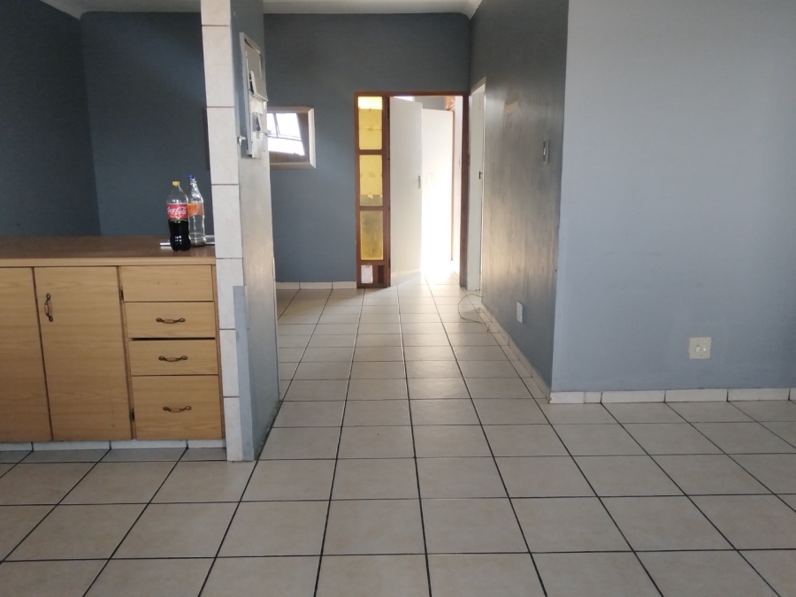 To Let 2 Bedroom Property for Rent in Gezina Gauteng