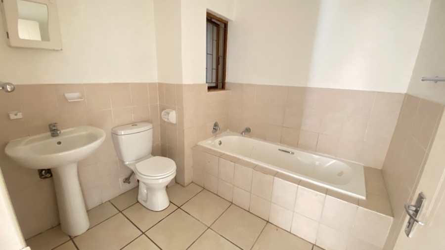 2 Bedroom Property for Sale in Fourways Gauteng