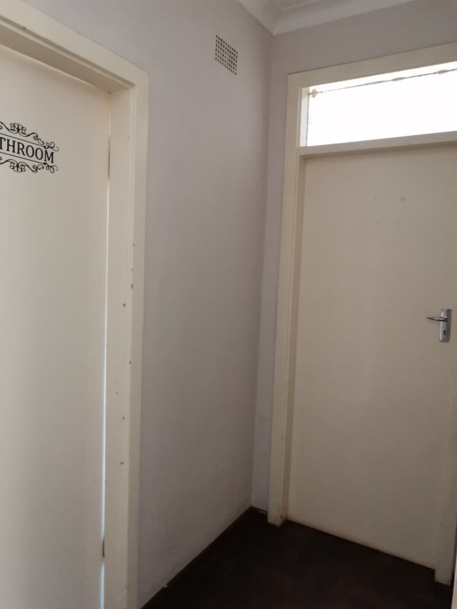 3 Bedroom Property for Sale in Linmeyer Gauteng