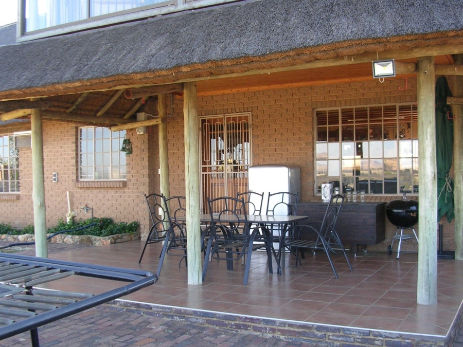  Bedroom Property for Sale in Vaaloewer Gauteng