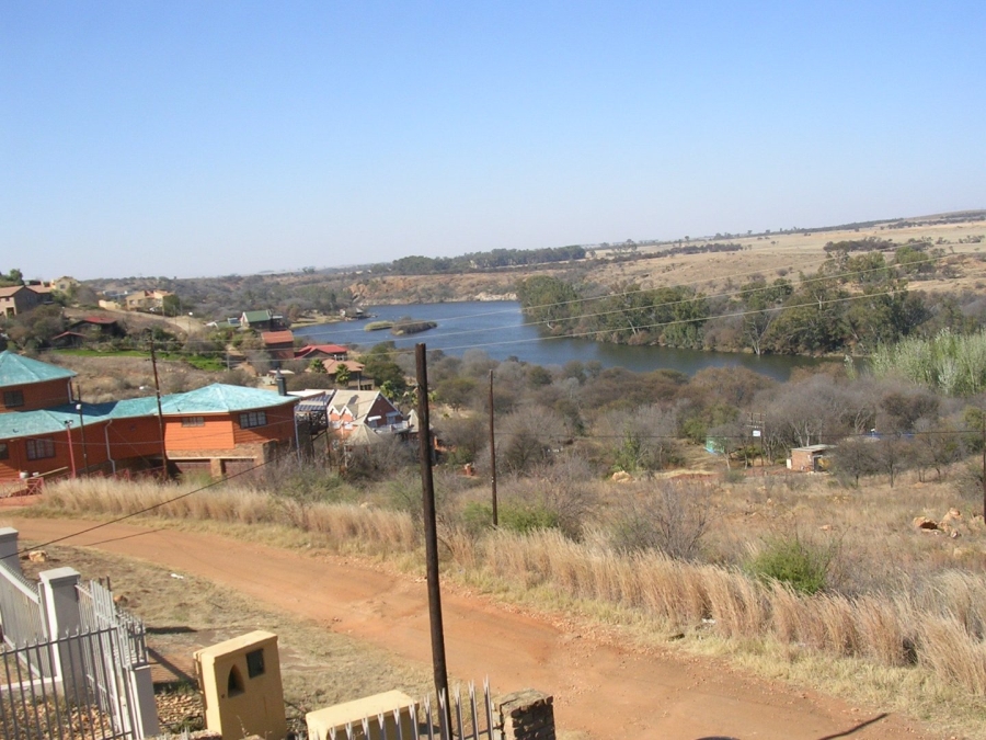  Bedroom Property for Sale in Vaaloewer Gauteng