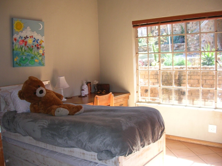  Bedroom Property for Sale in Vaaloewer Gauteng