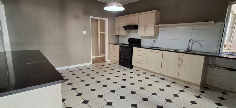 6 Bedroom Property for Sale in Wonderboom Gauteng