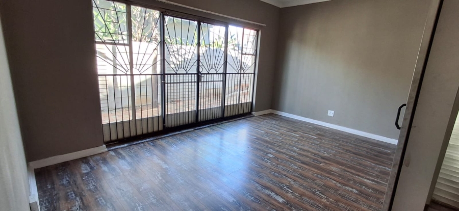 6 Bedroom Property for Sale in Wonderboom Gauteng