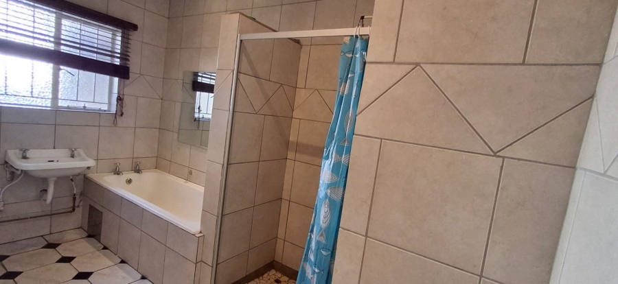 6 Bedroom Property for Sale in Wonderboom Gauteng