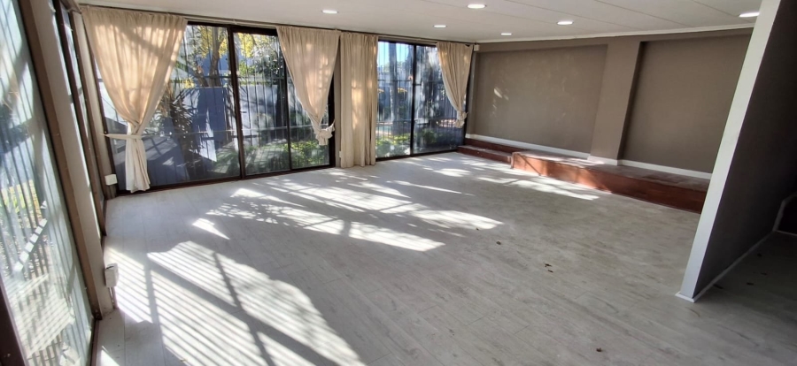 6 Bedroom Property for Sale in Wonderboom Gauteng