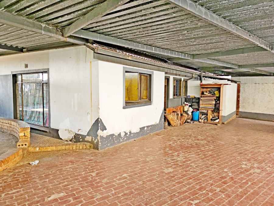 3 Bedroom Property for Sale in Birchleigh North Gauteng