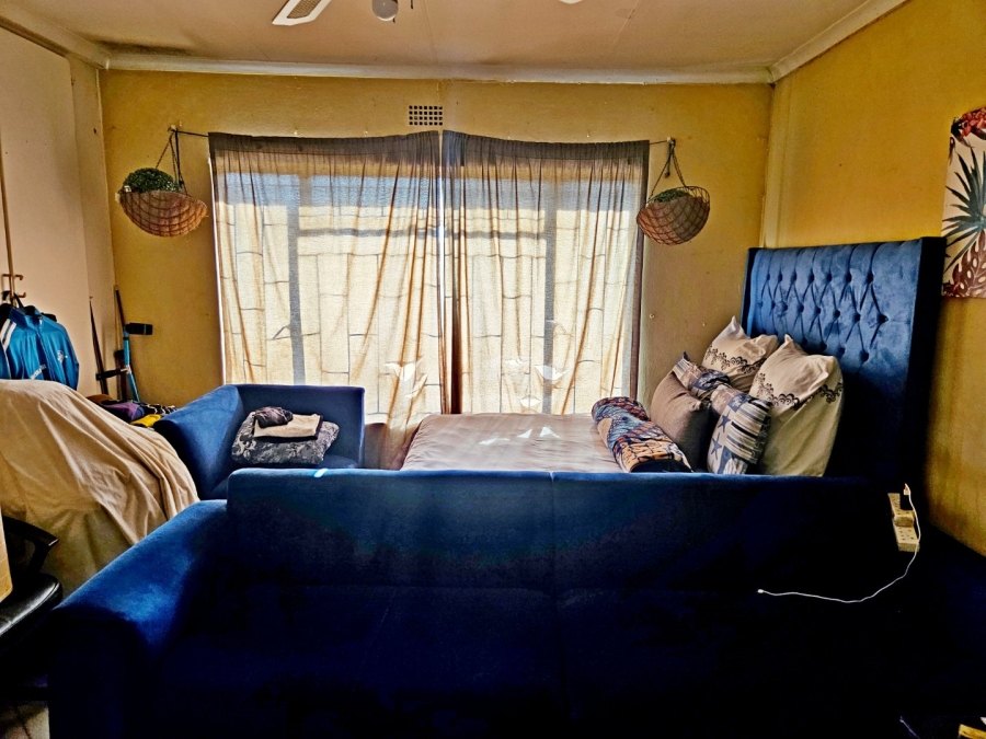 3 Bedroom Property for Sale in Birchleigh North Gauteng