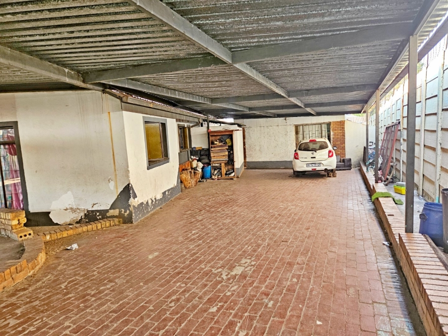 3 Bedroom Property for Sale in Birchleigh North Gauteng
