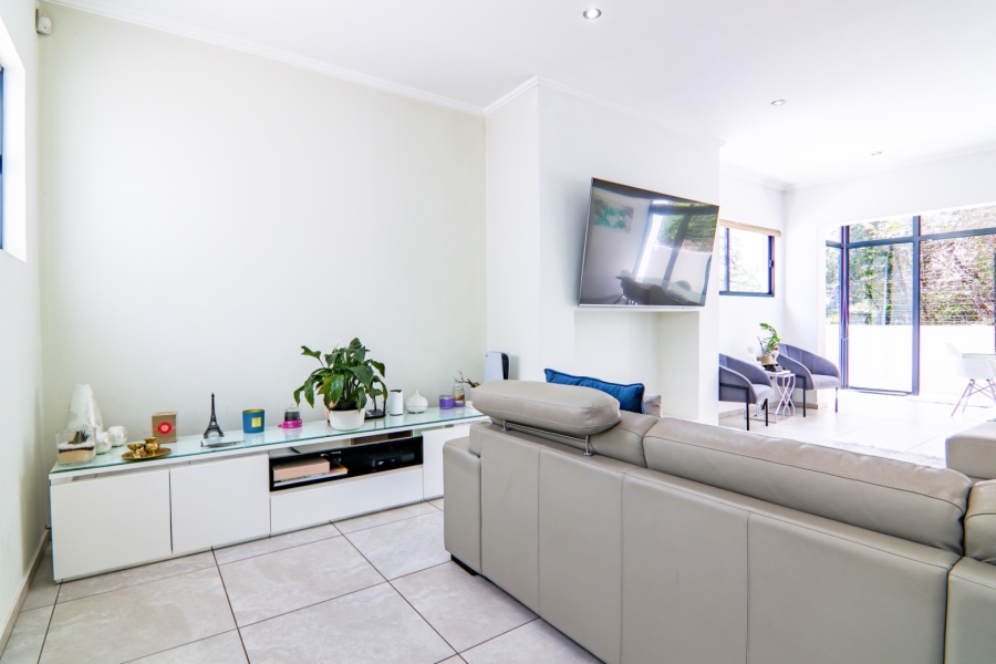 To Let 3 Bedroom Property for Rent in Rivonia Gauteng