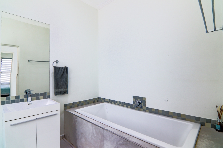 To Let 3 Bedroom Property for Rent in Rivonia Gauteng