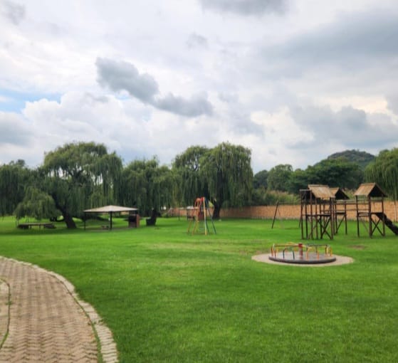 To Let 2 Bedroom Property for Rent in Meredale Gauteng