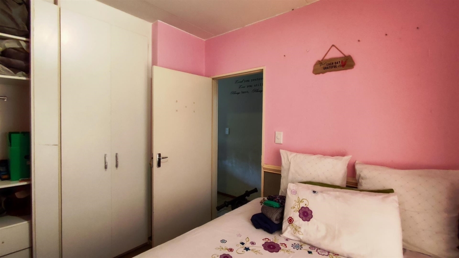 2 Bedroom Property for Sale in Comet Gauteng