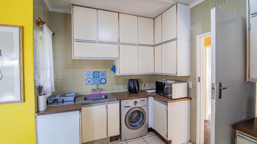 3 Bedroom Property for Sale in Mondeor Gauteng