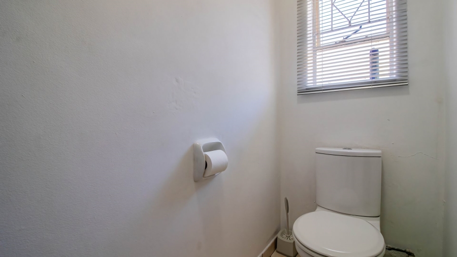 3 Bedroom Property for Sale in Mondeor Gauteng