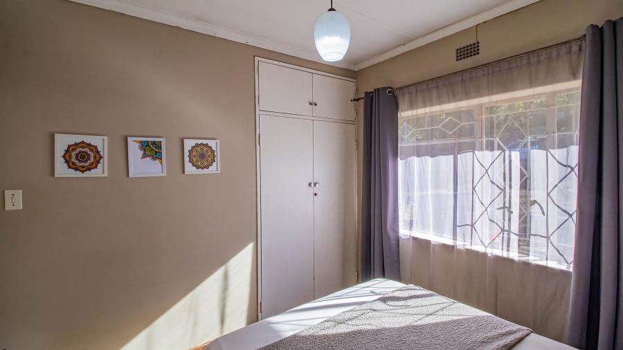 3 Bedroom Property for Sale in Mondeor Gauteng