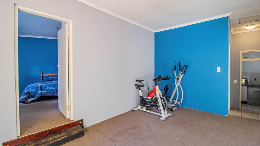 3 Bedroom Property for Sale in Mondeor Gauteng