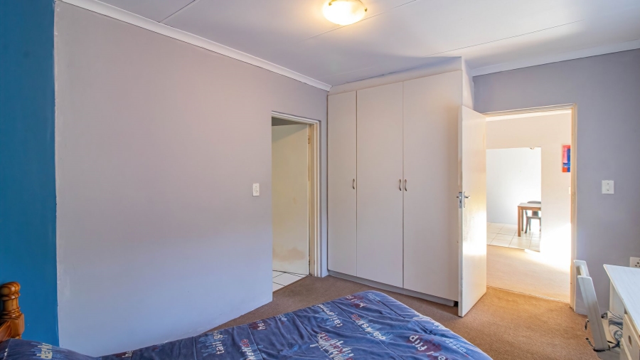 3 Bedroom Property for Sale in Mondeor Gauteng