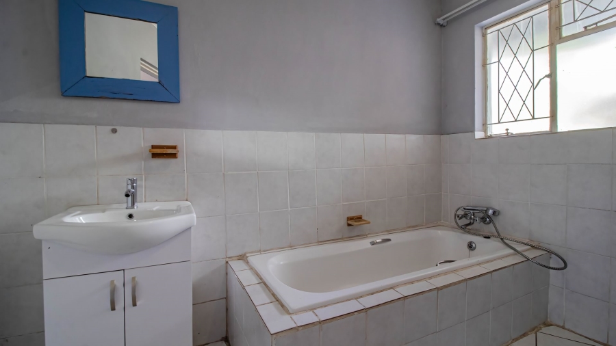 3 Bedroom Property for Sale in Mondeor Gauteng