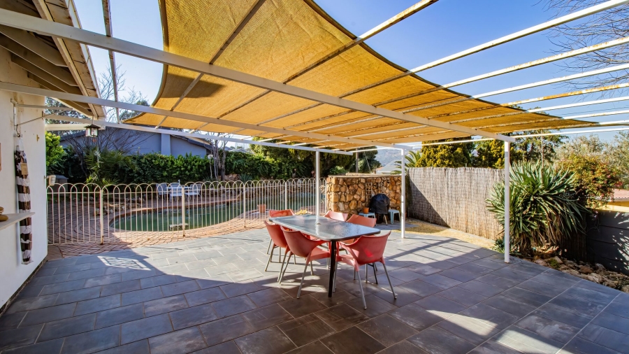 3 Bedroom Property for Sale in Mondeor Gauteng