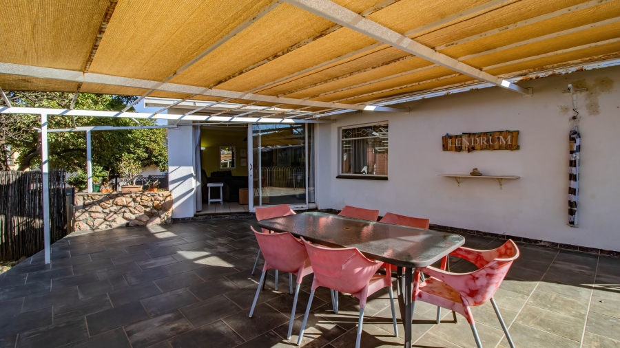 3 Bedroom Property for Sale in Mondeor Gauteng
