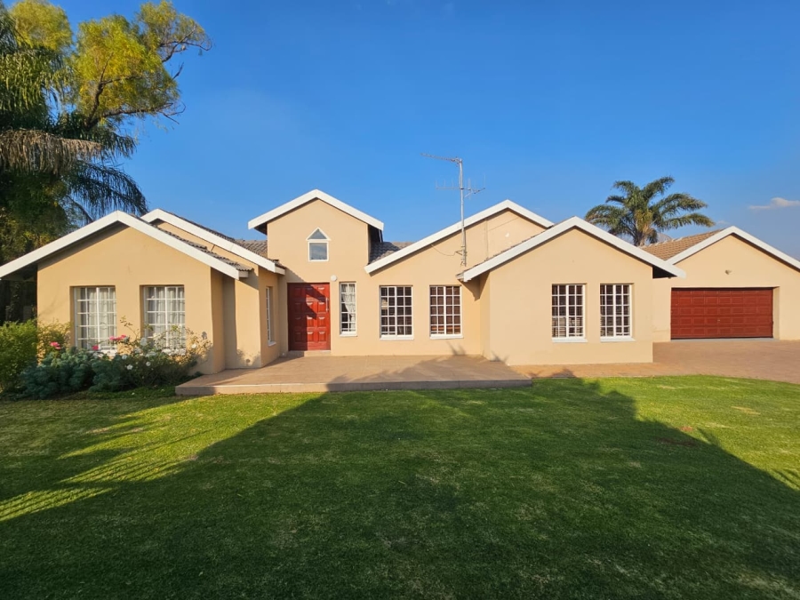 3 Bedroom Property for Sale in Heuweloord Gauteng