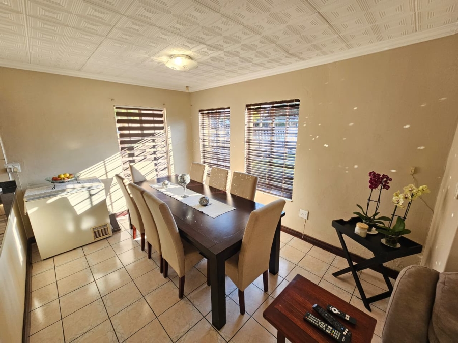 3 Bedroom Property for Sale in Heuweloord Gauteng