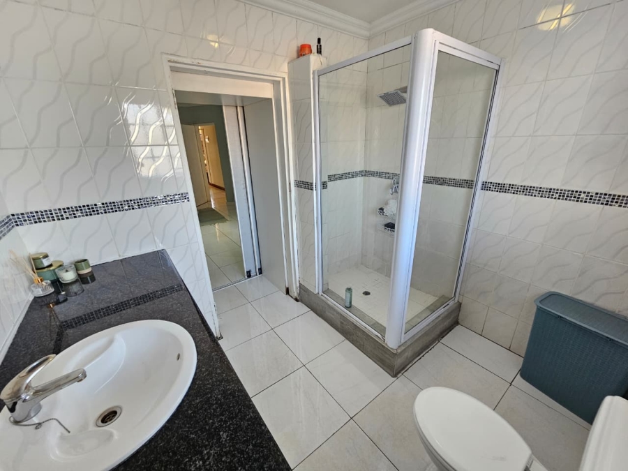3 Bedroom Property for Sale in Heuweloord Gauteng