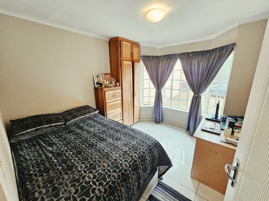 3 Bedroom Property for Sale in Heuweloord Gauteng