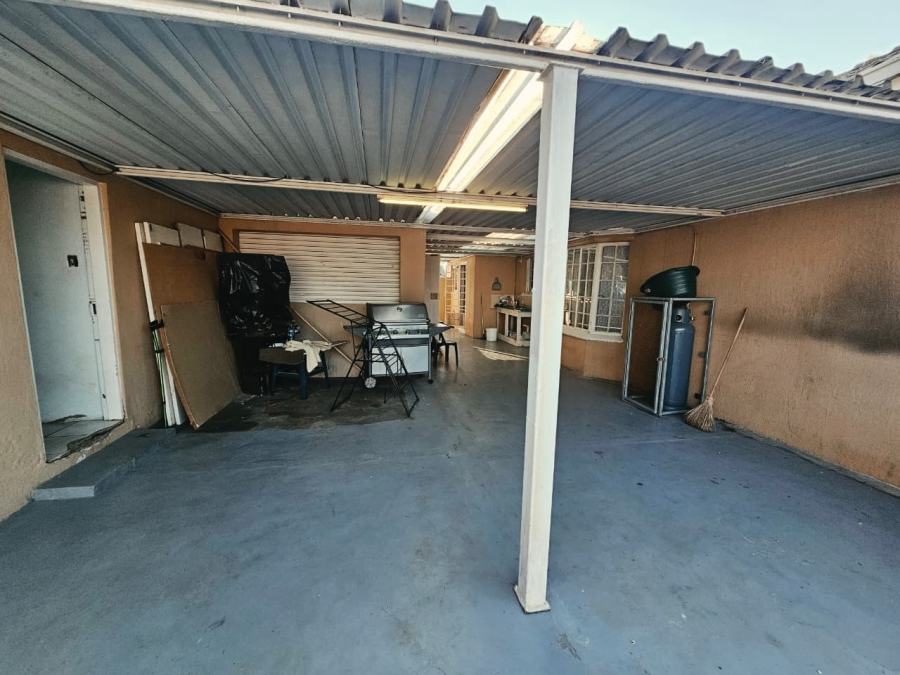 3 Bedroom Property for Sale in Heuweloord Gauteng