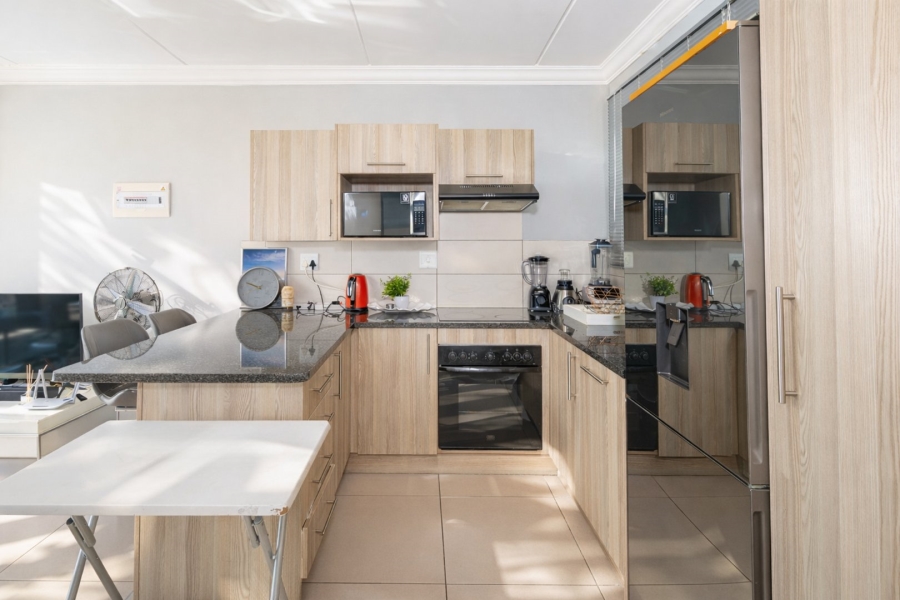 1 Bedroom Property for Sale in Fourways Gauteng