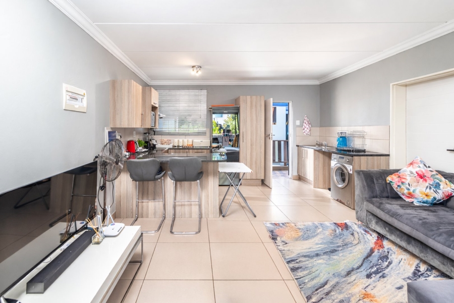 1 Bedroom Property for Sale in Fourways Gauteng