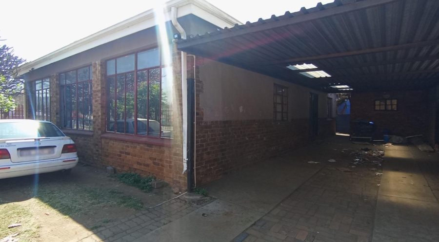 Bedroom Property for Sale in Pretoria West Gauteng