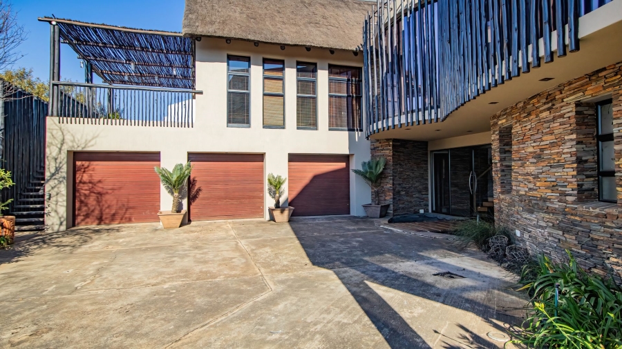 4 Bedroom Property for Sale in Serengeti Lifestyle Estate Gauteng