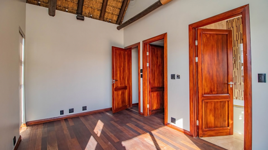 4 Bedroom Property for Sale in Serengeti Lifestyle Estate Gauteng