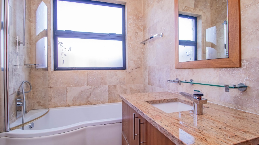 4 Bedroom Property for Sale in Serengeti Lifestyle Estate Gauteng