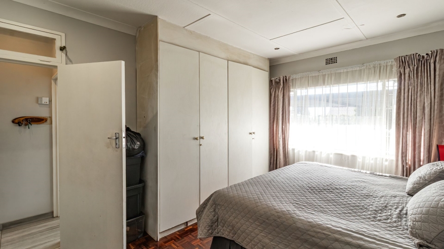 3 Bedroom Property for Sale in Robertsham Gauteng