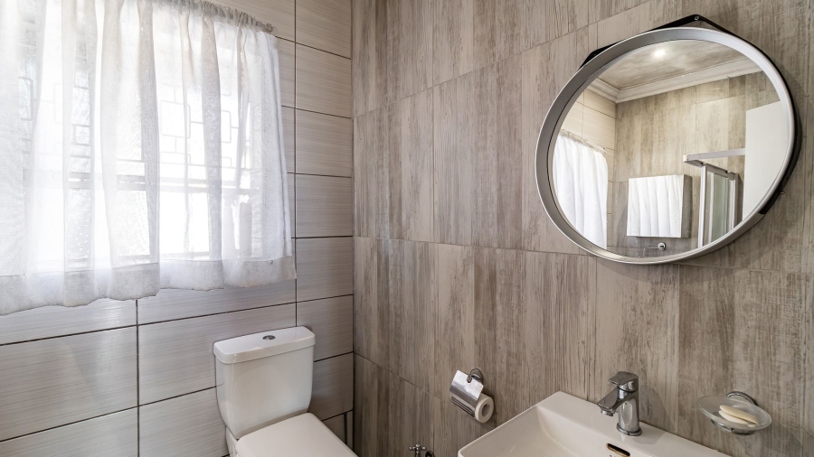 3 Bedroom Property for Sale in Robertsham Gauteng